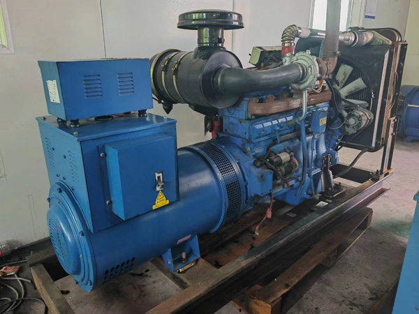 永安坝街道100kW柴油发电机组使用多级机油有哪些优缺点？